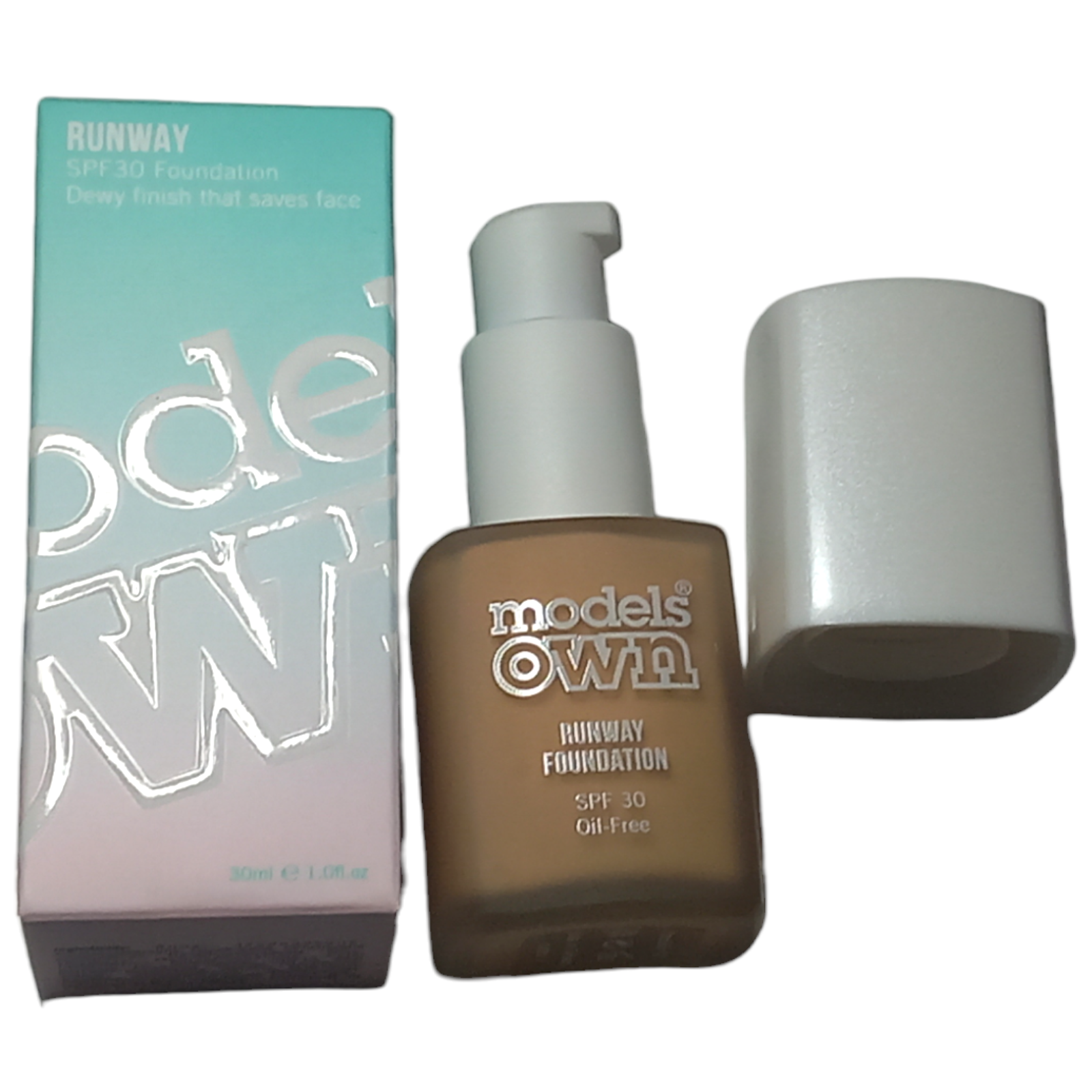 Models Own Dewy Foundation 30ml 02 Porcelain Runway SPF30
