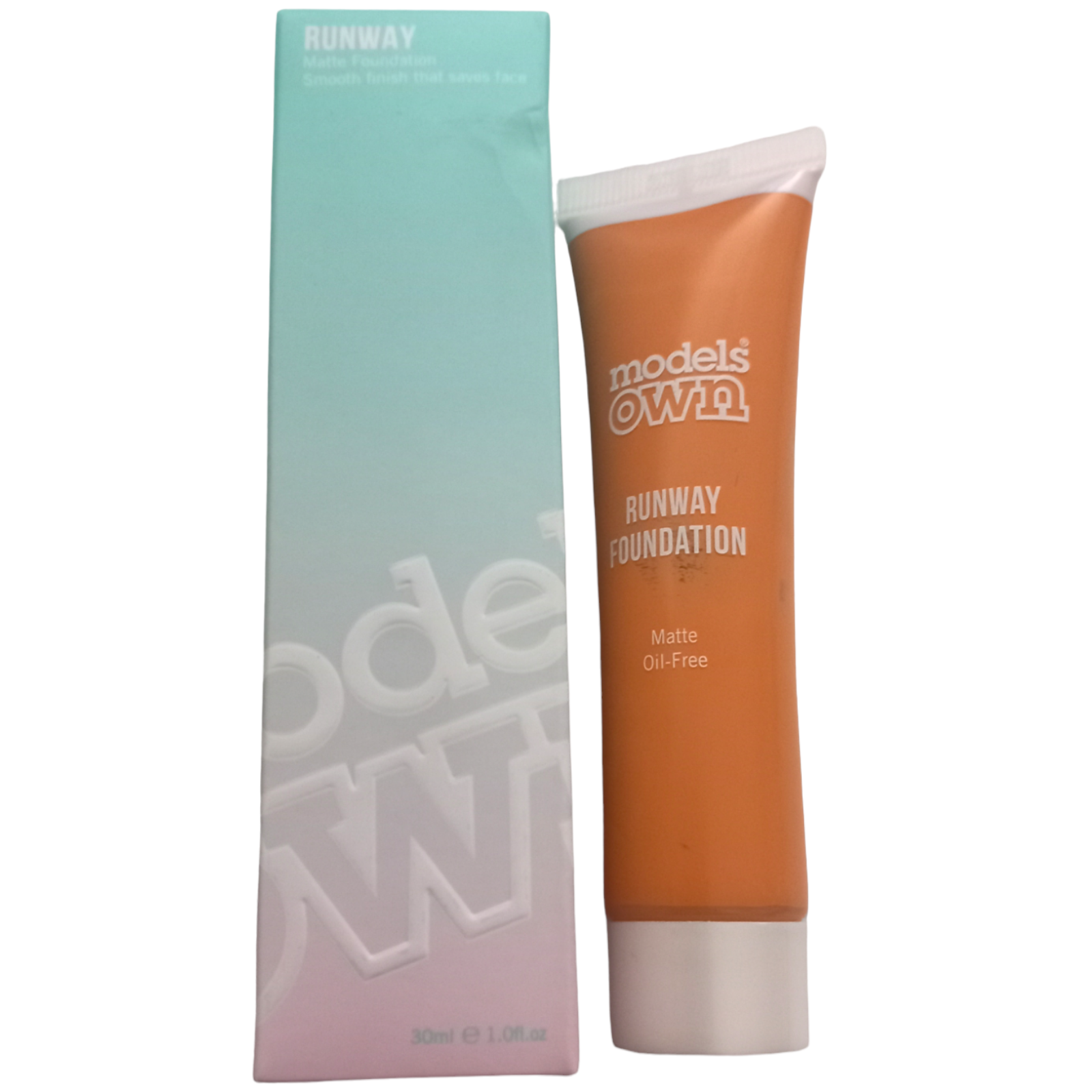 Models Own Matte Foundation 30ml 06 Chestnut Runway Liquid Even Weightless