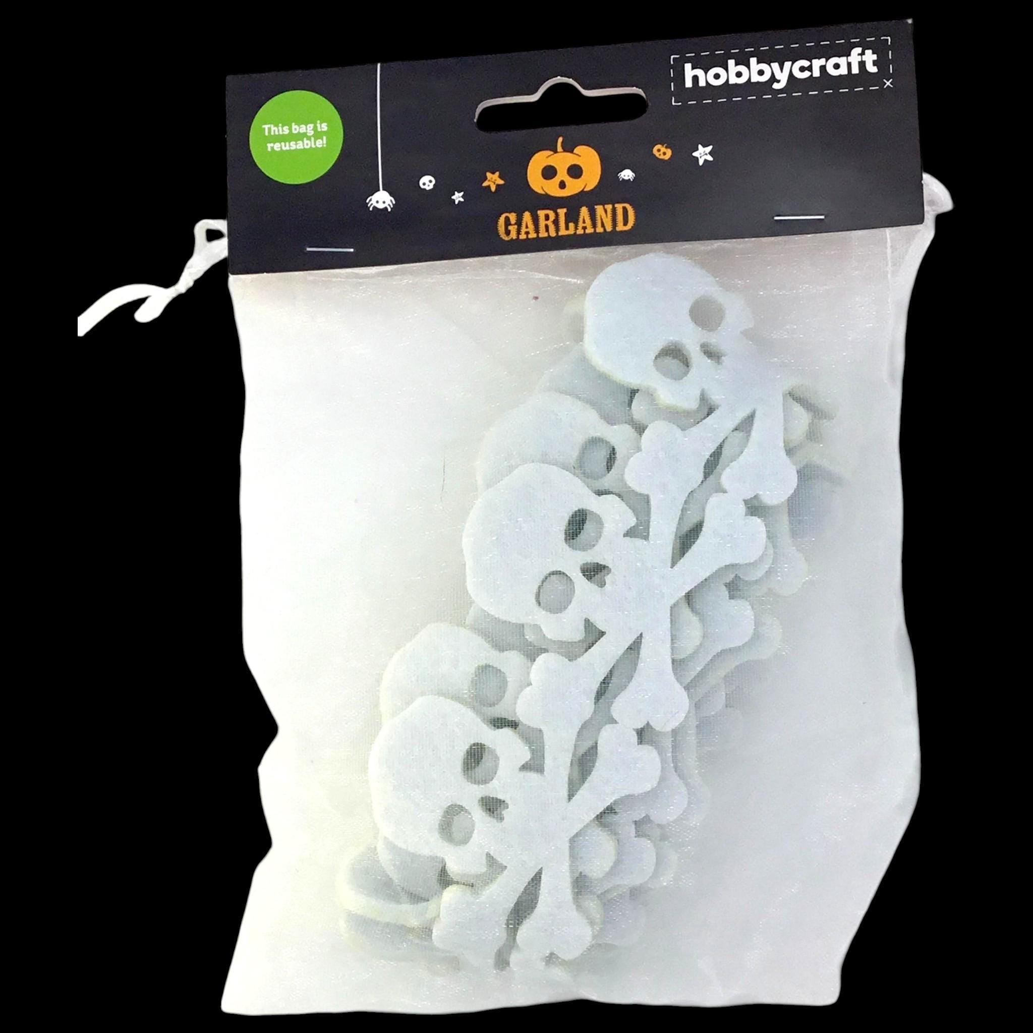 White Felt Skulls Garland 120x5cm Decorative Crafting Supplies Scrap-booking Halloween