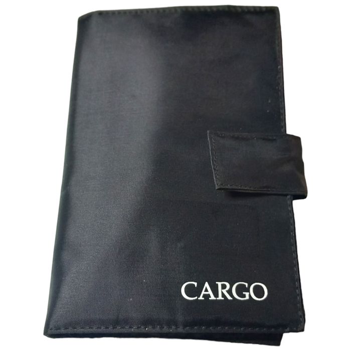 Cargo Black Travel Brush Folding Case